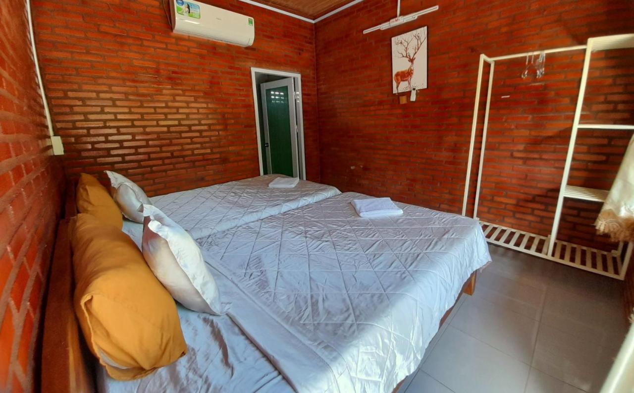 Cat Tien Backpackers Hostel エクステリア 写真