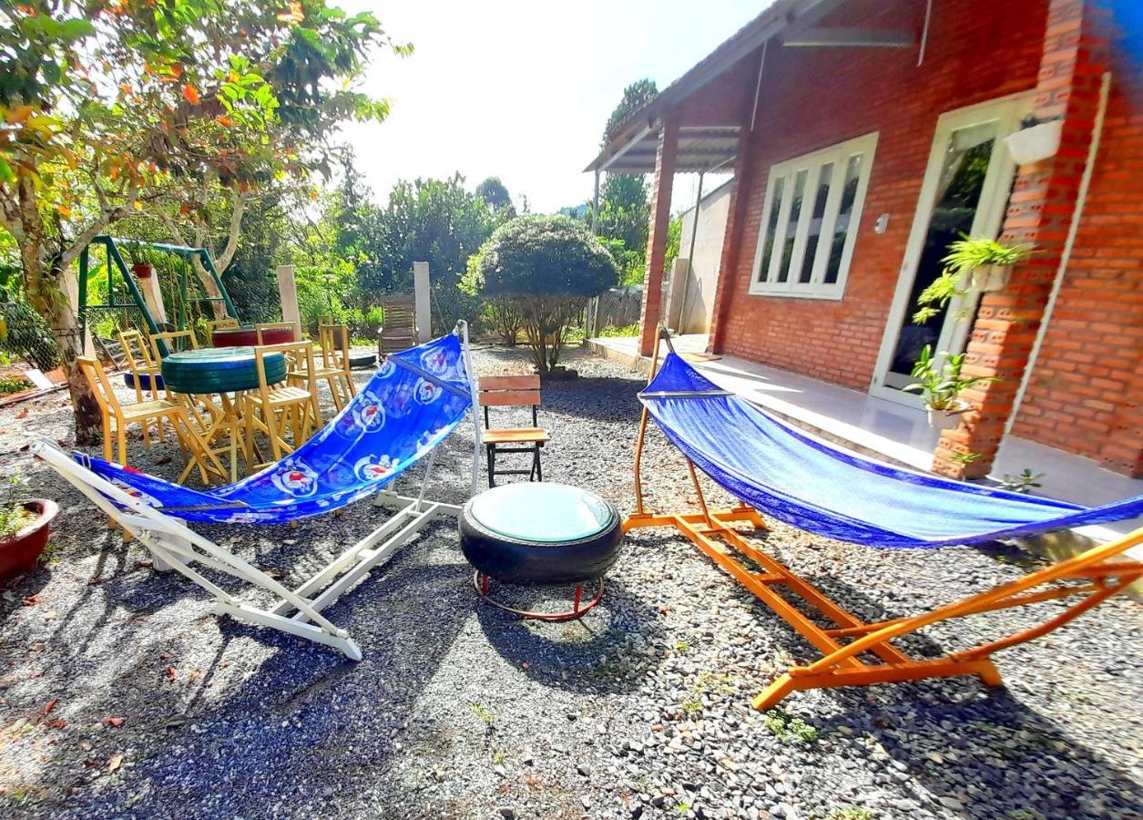 Cat Tien Backpackers Hostel エクステリア 写真