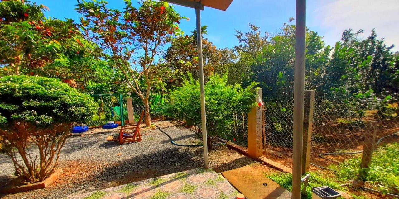 Cat Tien Backpackers Hostel エクステリア 写真