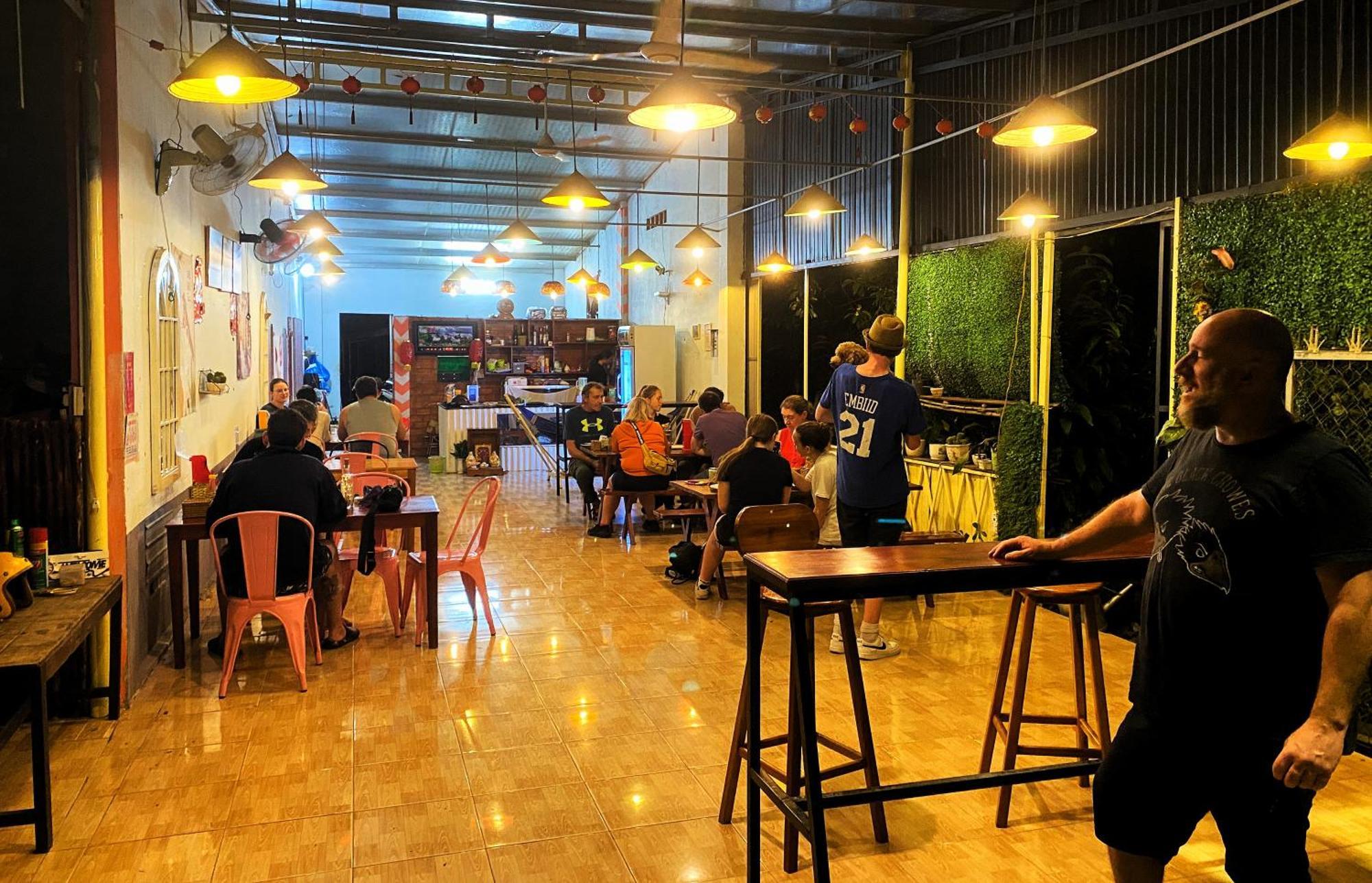 Cat Tien Backpackers Hostel エクステリア 写真