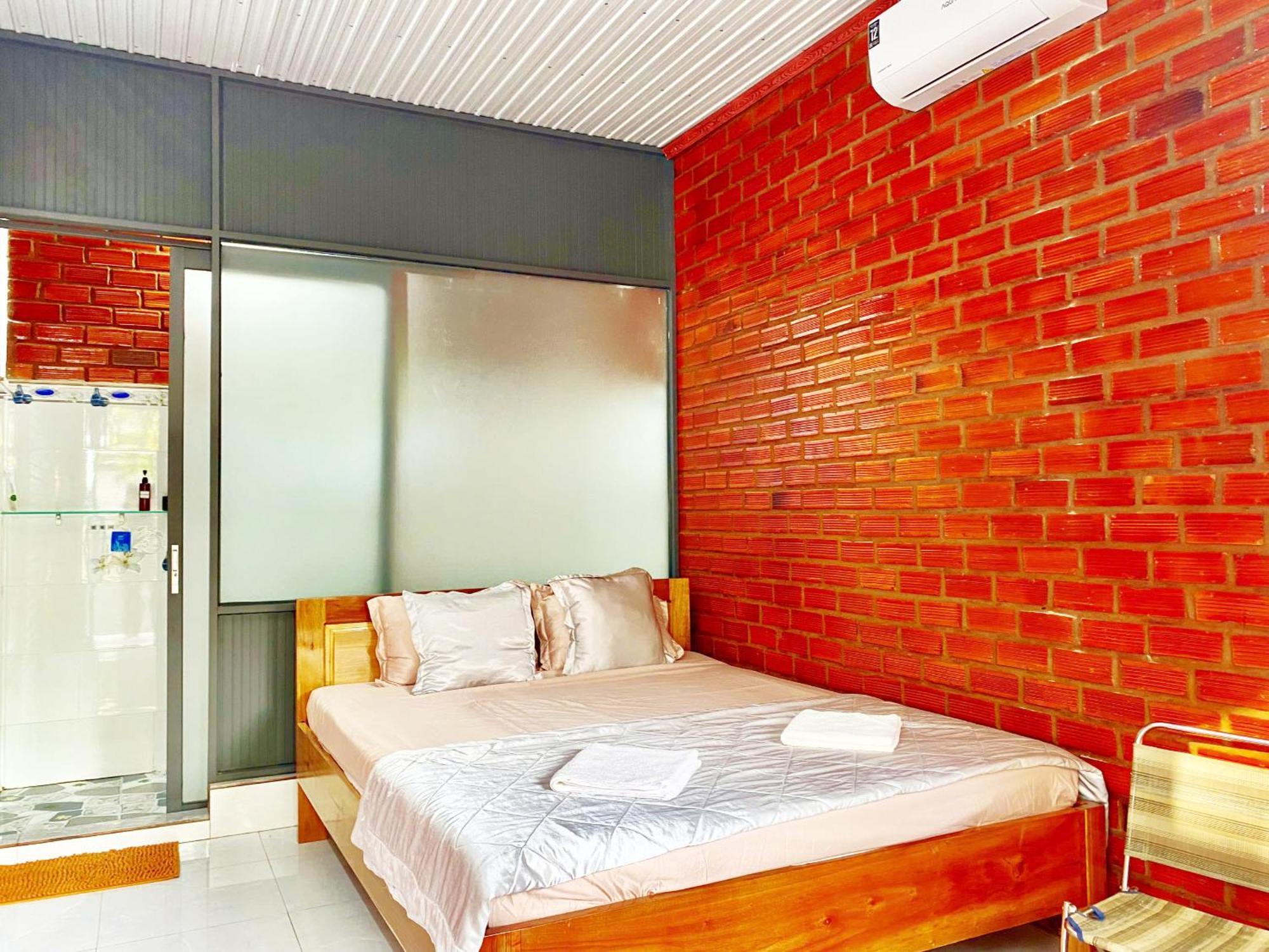 Cat Tien Backpackers Hostel エクステリア 写真