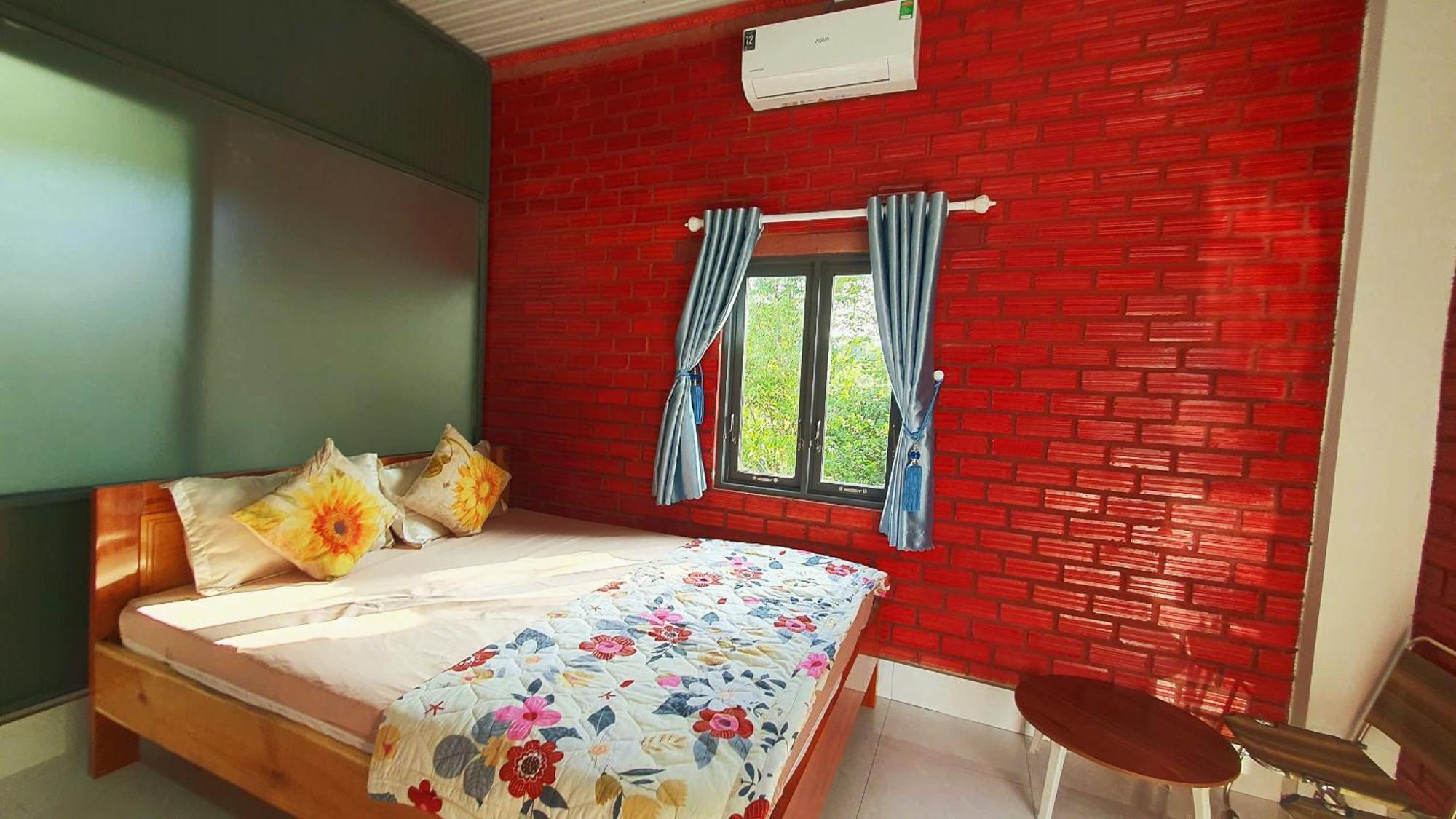 Cat Tien Backpackers Hostel エクステリア 写真